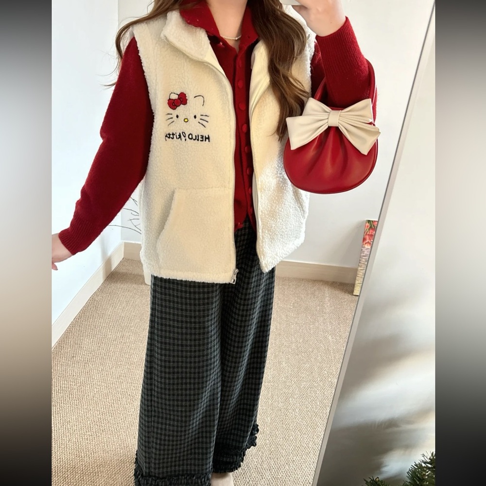 Korean EGG Hello Kitty Fleece Vest